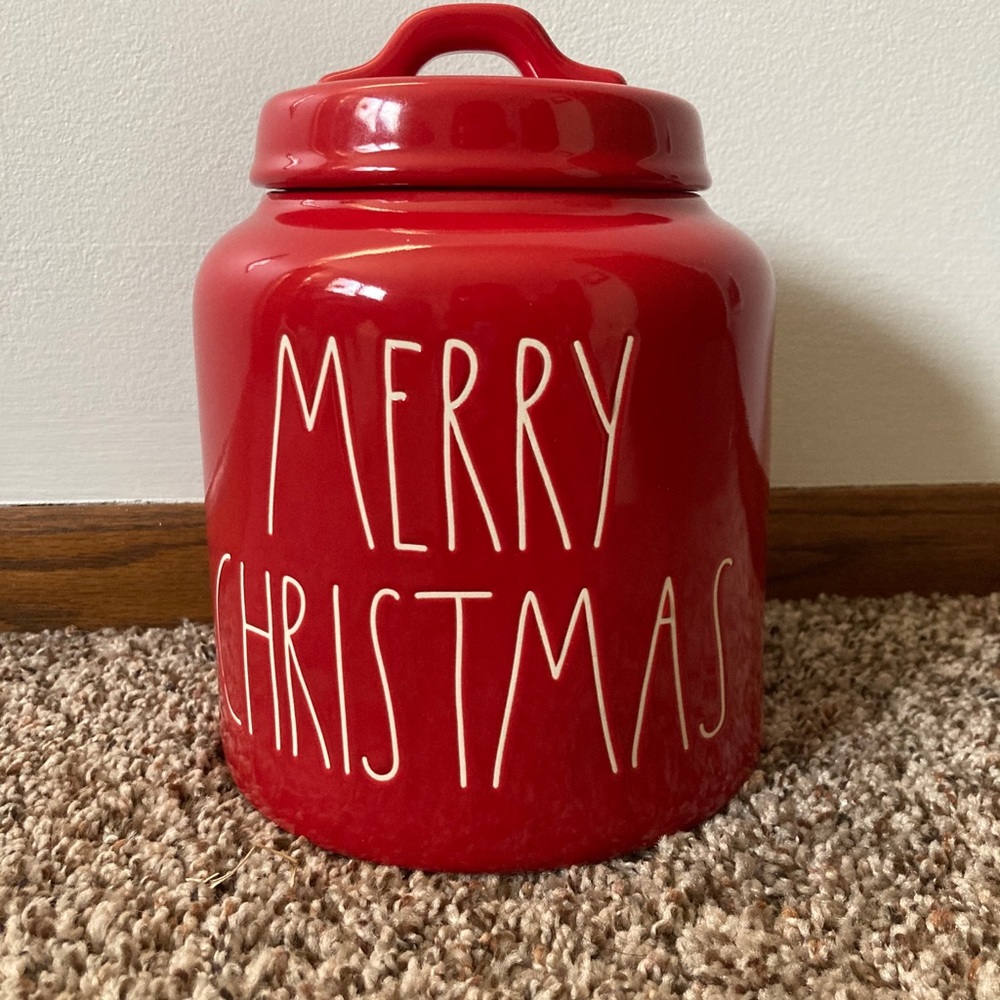 Rae Dunn Merry Christmas Canister🎄🎁
